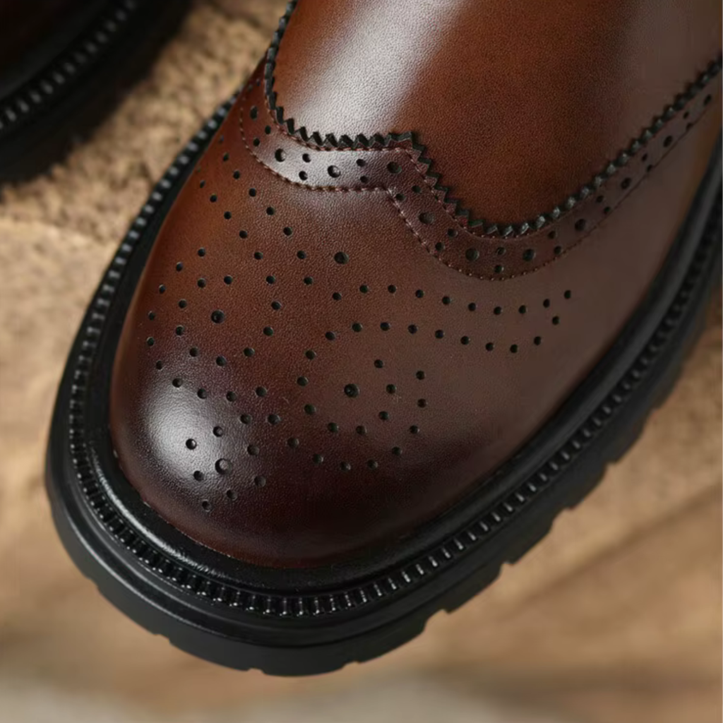 Bottines en cuir avec élastique à semelle crantée – ALMÉA