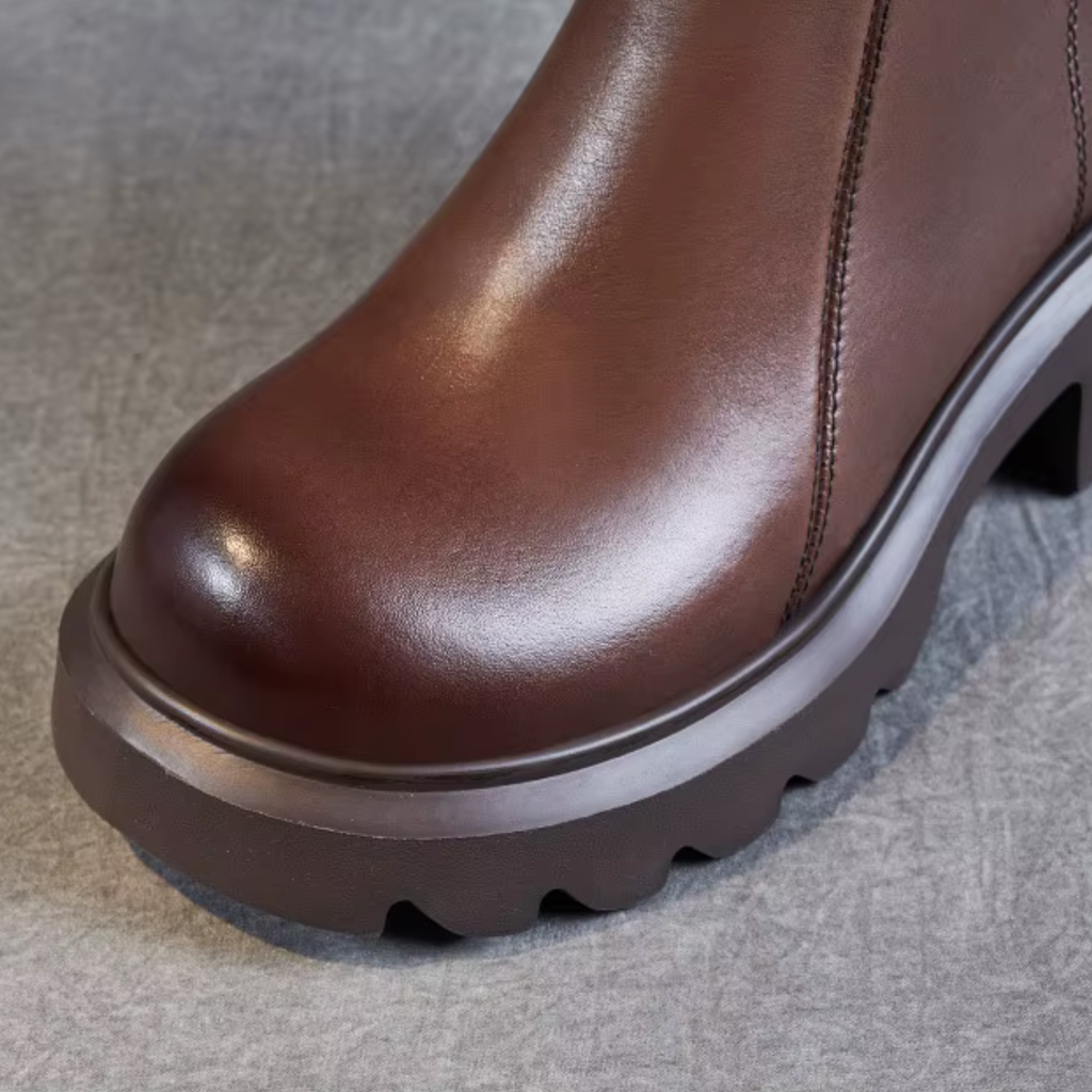 Bottines en cuir à semelle crantée – LYORÉA