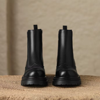 Bottines en cuir avec élastique à semelle crantée – ALMÉA