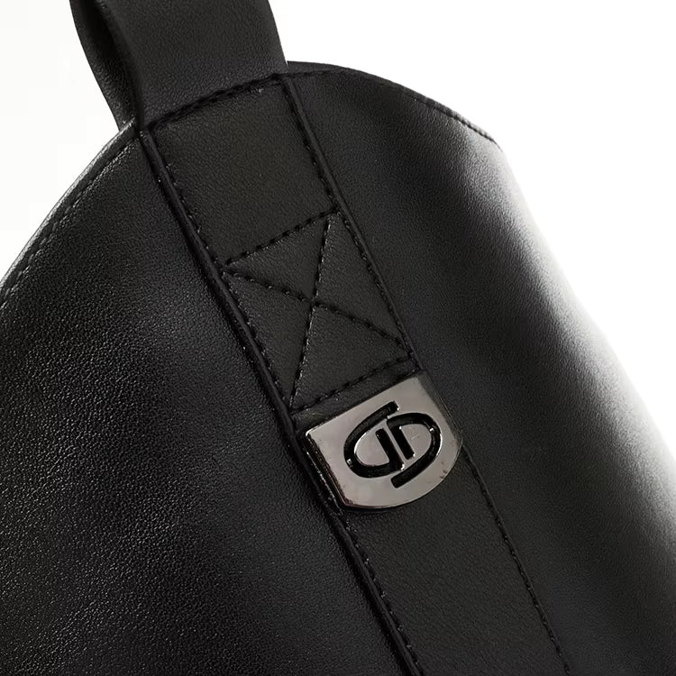 Bottes hautes en cuir à talon carré – TESSANDRA