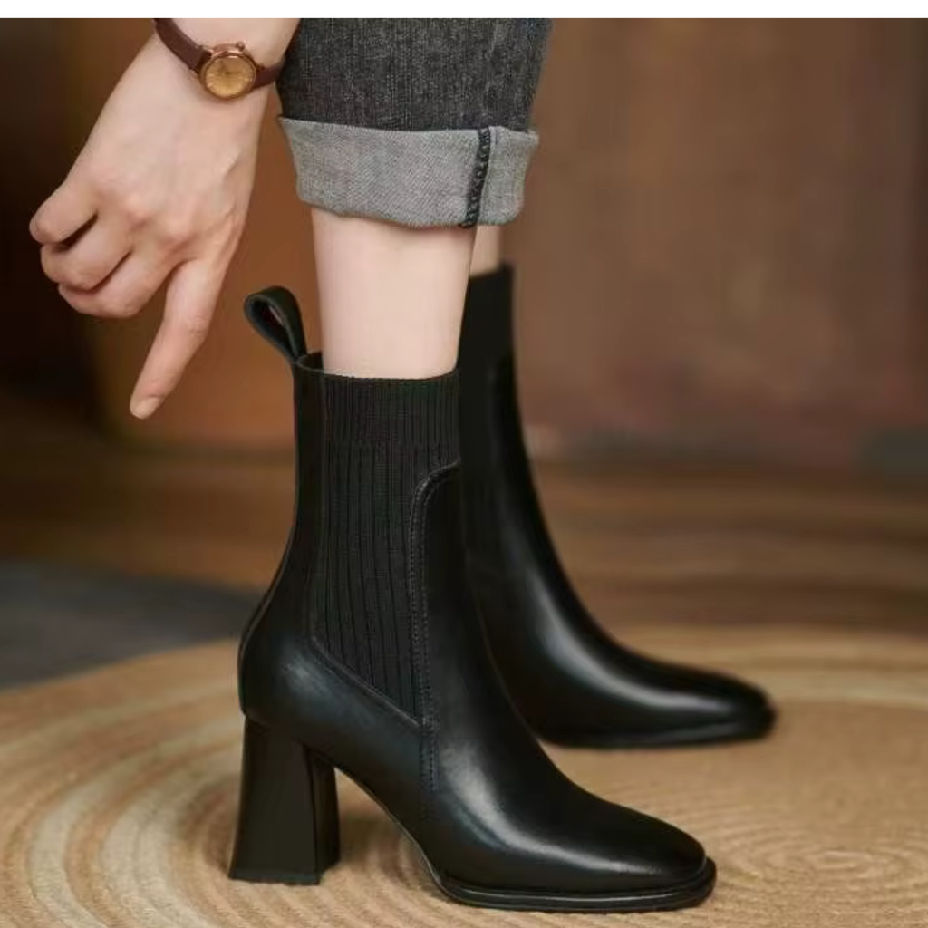 Bottines en similicuir à talon haut bout pointu – VALÉNA