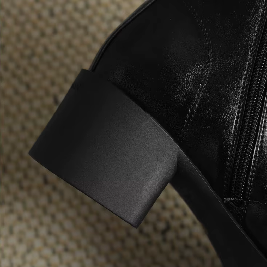 Bottines en cuir à lacet talon rond – VÉANA