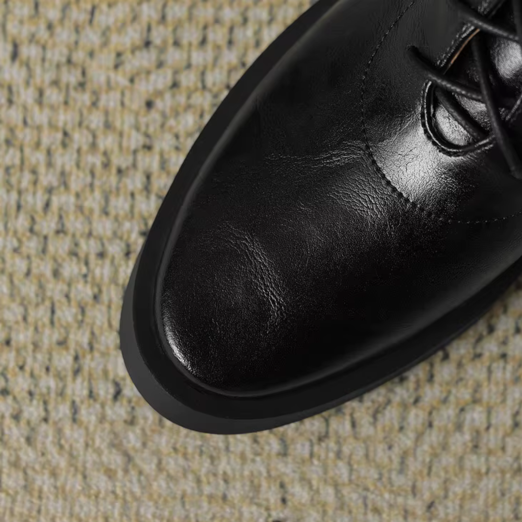 Bottines en cuir à lacet talon rond – VÉANA