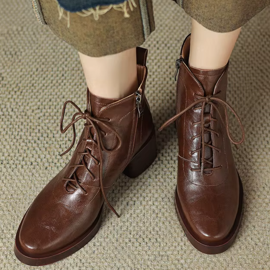 Bottines en cuir à lacet talon rond – VÉANA