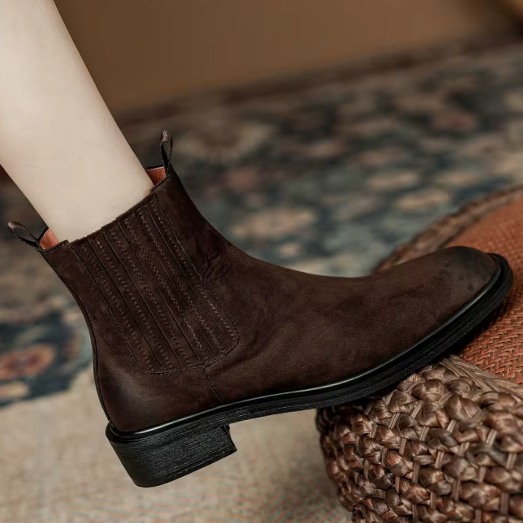 Bottines en cuir avec élastique à talon plat – AMÉRIA