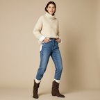 Bottes marron - femme debout casual