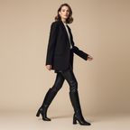 Bottes noires - femme chic en mouvement