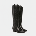 Bottes noires vue latérale