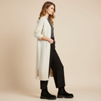 Bottines Chelsea noires - Look pantalon large et cardigan