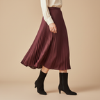 Bottines noires - Look jupe midi et blouse