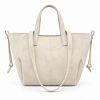 Cabas beige clair sur fond blanc