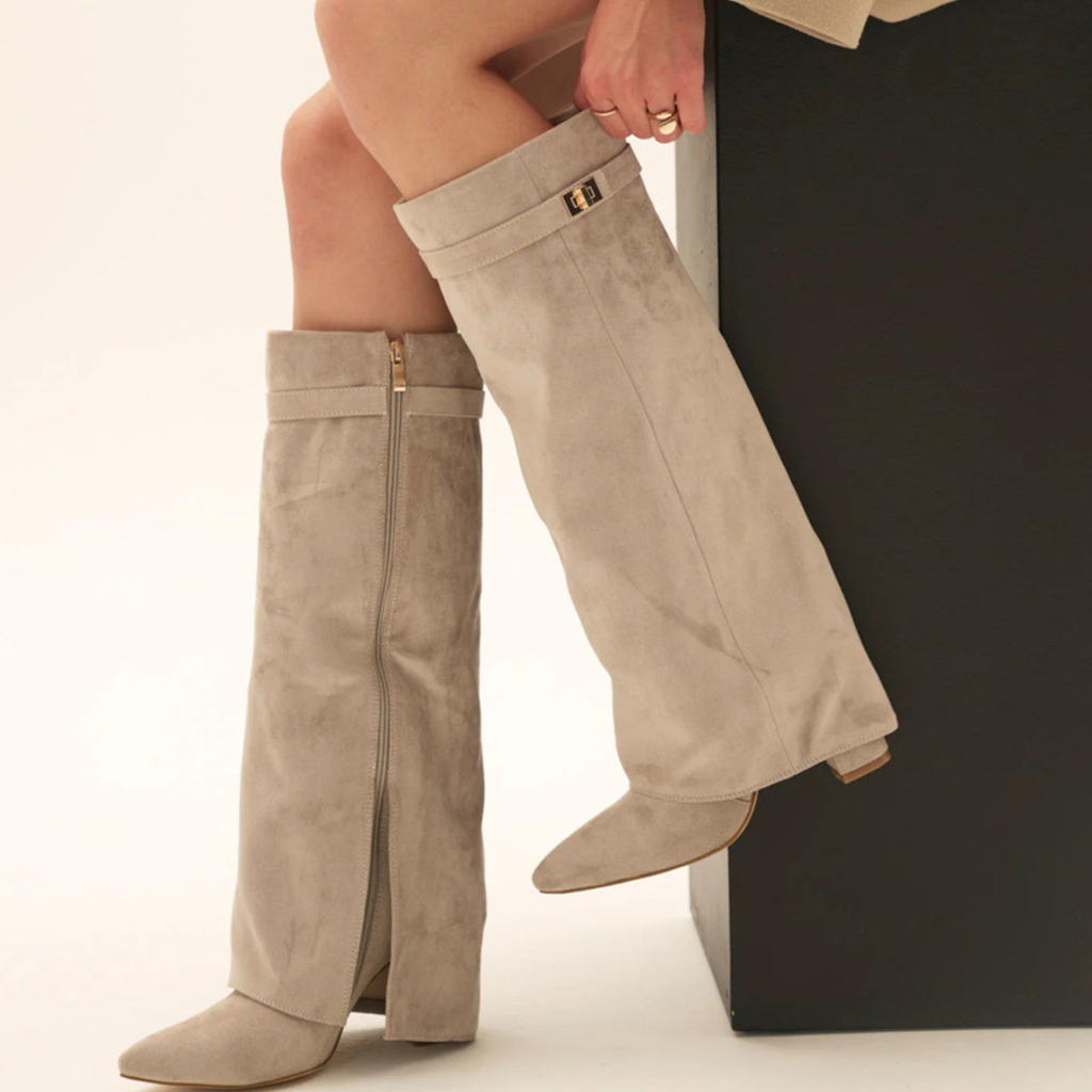 Bottes hautes en daim à talon – ÉLÉNORA