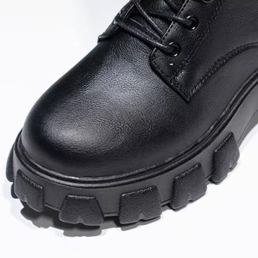 Bottes à lacets en similicuir hautes à talon semelle crantée bout rond – MARENÉA