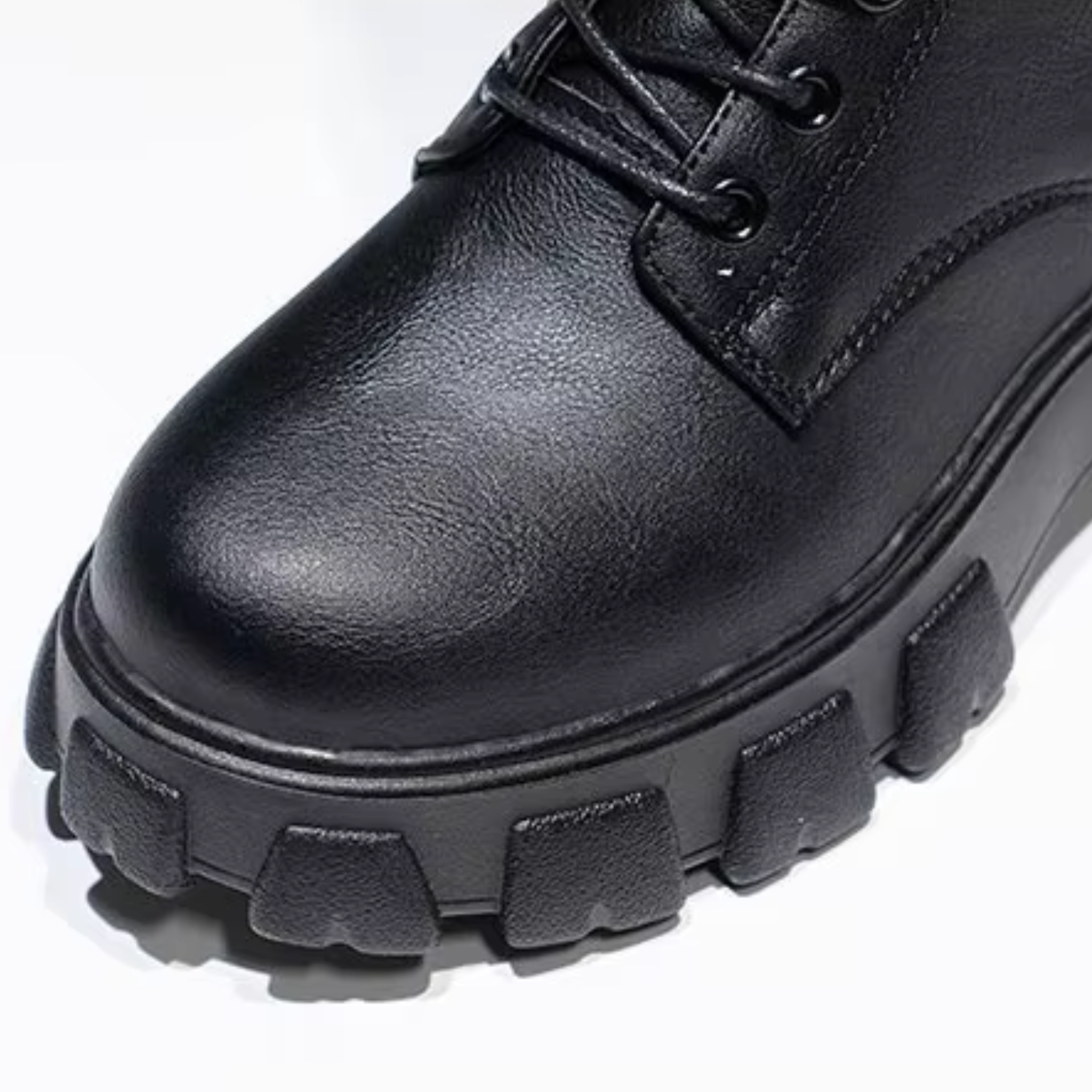 Bottes à lacets en similicuir hautes à talon semelle crantée bout rond – MARENÉA