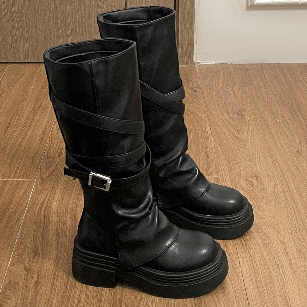 Bottes hautes en similicuir à semelle épaisse bout rond – CARLA