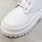 Bottes à lacets en similicuir hautes à talon bout rond – RENÉA