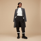 Mannequin bottines noires look moderne