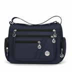 Sac bleu marine - même style fond blanc