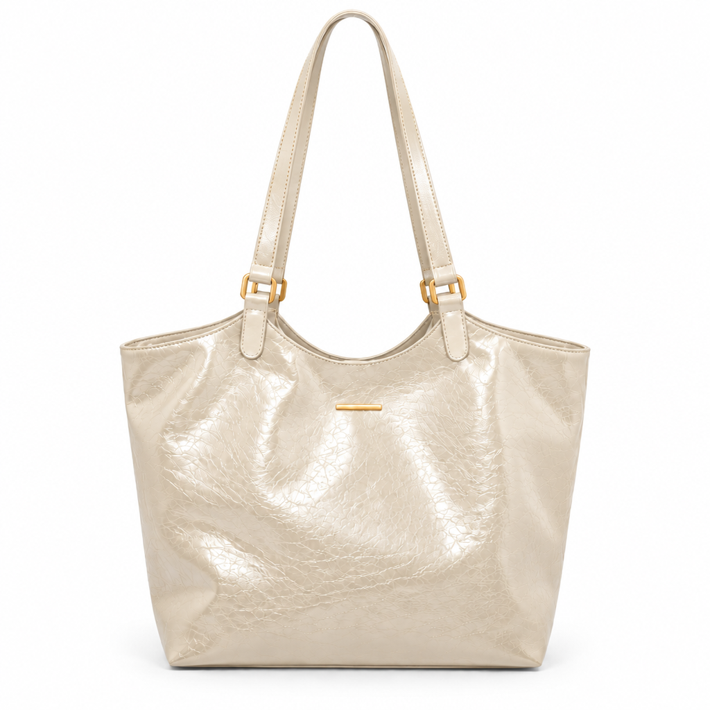 Sac crème sur fond blanc