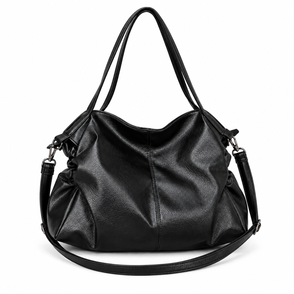 Sac noir sur fond blanc